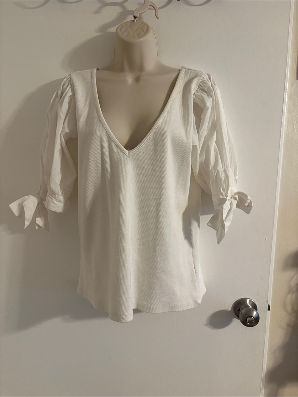 Maeve Cream V-Neck Puff Sleeve Tie Blouse